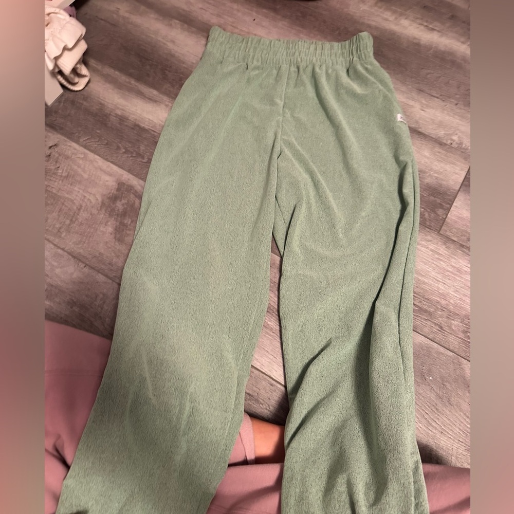 Five dancewear jogger/sweatpants